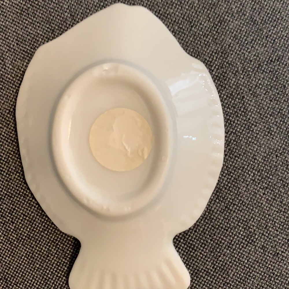 ๐ 7 Piece White Porcelain Fish Plate Set - Picture 14 of 14